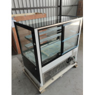 Кондитерская витрина GOODER Cube 90х73х120 см, 2 стеклянные полки, NO FROST, LED-подсветка, нерж. сталь, температура +2…+8°C, Китай