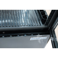 Холодильна вітрина GoodFood RT128L, 128 л, чорна, LED-підсвітка, динамічне охолодження, авторазморожування, 4 полиці, для напоїв та десертів