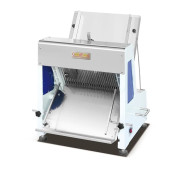 Професійна хліборізка GoodFood BS12T31 — автоматичне нарізання хліба скибками 12 мм, до 500 буханок/год, корпус із нержавіючої сталі