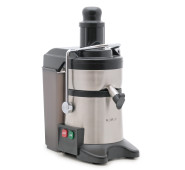 Електрична соковижималка GoodFood FJ150 для твердих овочів і фруктів, продуктивність 120 кг/год, корпус з нержавіючої сталі, 6 л