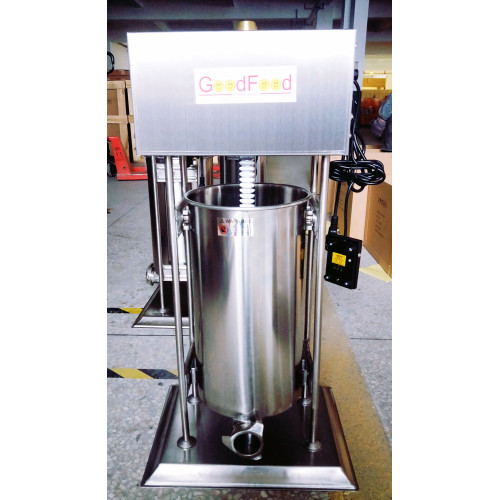 Вертикальний електричний шприц для ковбас GoodFood SF30VE, 30 л, нержавіюча сталь, 4 насадки, плавне регулювання швидкості