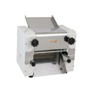 Електрична тісторозкатувальна машина GoodFood NM300WT настільна — компактна тісторозкатка для пельменів, пасти та чебуреків, продуктивність до 80 кг/год