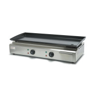 Поверхность для жарки GoodFood EG73BCS — электрическая жарочная плита из нержавейки с керамическим покрытием, 2 зоны нагрева, 4 кВт, 800×310 мм