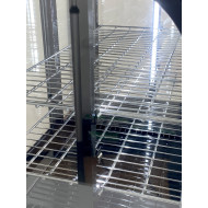 Холодильная витрина GoodFood RTW100L3 Premium, 100 л, черная, с LED-подсветкой и автооттаиванием для кондитерских изделий