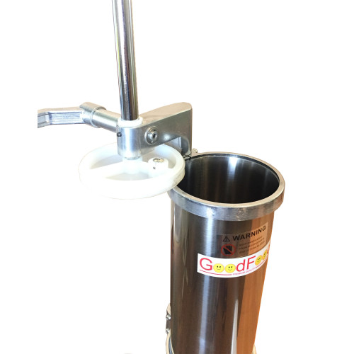 Шприц ковбасний вертикальний GoodFood SF3V, 3 л, нержавіюча сталь, ручний, з насадками 16/19/22 мм, кріплення до столу