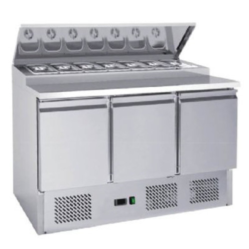 Саладета HURAKAN HKN-GXSD3GN-SC 3-дверна, 378 л, нерж. сталь AISI 201, +2/+8°C, 1365×700×970 мм, GN1/6×8, для професійної кухні