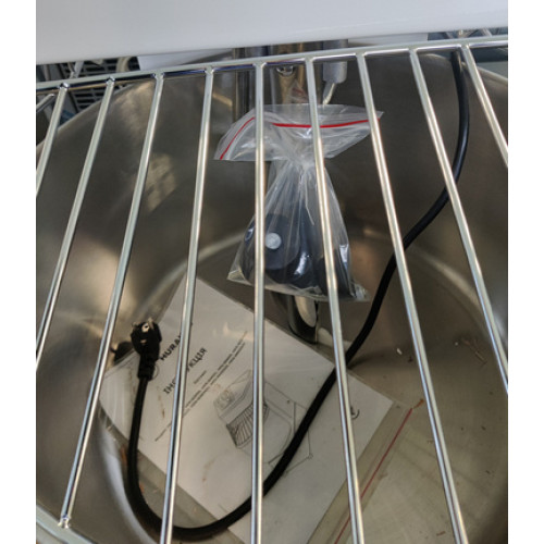 Тестоміс 50 л Hurakan HKN-M50SN2V, 2 швидкості, таймер, діжа нержавіюча (незнімна), навантаження 34 кг, 3 кВт, 510×850×970 мм, для пекарень