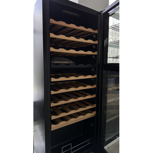 Винна шафа HURAKAN HKN-WNC470CDW, 200 пляшок, 445 л, двозонна 5–20°C, LED, 4 дерев'яні полиці, скляні дверцята, замок, 595×710×1850 мм