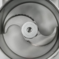 Кутер Hurakan HKN-CL9 9 л (роб. 6 л), нержавіюча сталь, 1100–2800 об/хв, плавне регулювання, 1.8 кВт 220 В, 320×530×450 мм, плаский ніж