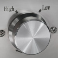 Кутер Hurakan HKN-CL9 9 л (роб. 6 л), нержавіюча сталь, 1100–2800 об/хв, плавне регулювання, 1.8 кВт 220 В, 320×530×450 мм, плаский ніж