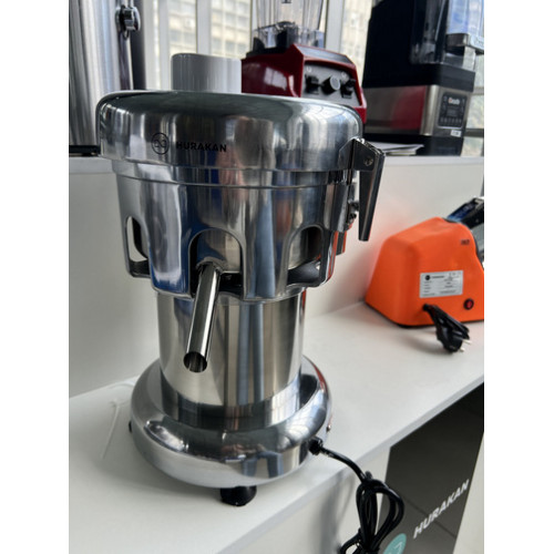 HURAKAN HKN-CFV90 универсальная соковыжималка 2800 об/мин 50 кг/ч отверстие 80×50 сито нерж сталь корпус сплав 320×345×380 мм для фруктов/овощ