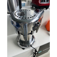 HURAKAN HKN-CFV90 универсальная соковыжималка 2800 об/мин 50 кг/ч отверстие 80×50 сито нерж сталь корпус сплав 320×345×380 мм для фруктов/овощ