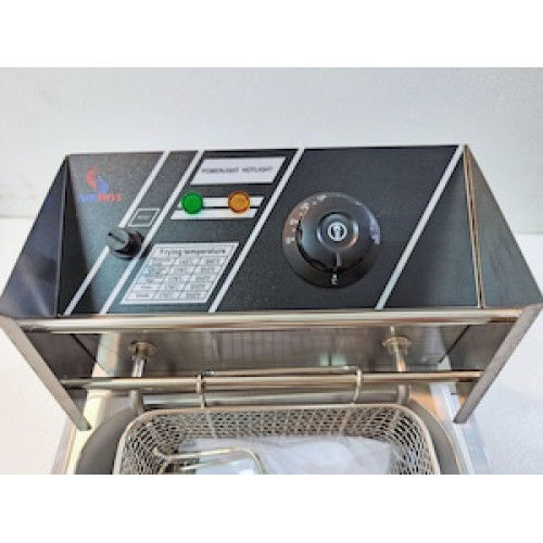 Фритюрница AIRHOT EEF6 эконом, 6 л, 2.5 кВт/220 В, +60–200°C, 2 термостата, 1 ванна GN1/2×150 мм, Китай, 12 мес гарантии