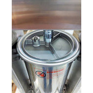 Шприц ковбасний Airhot SV-3, 3 л, циліндр 140×200 мм, 2 швидкості, вага 9 кг, габарити 220×300×540 мм, гарантія 12 міс, виробник Китай