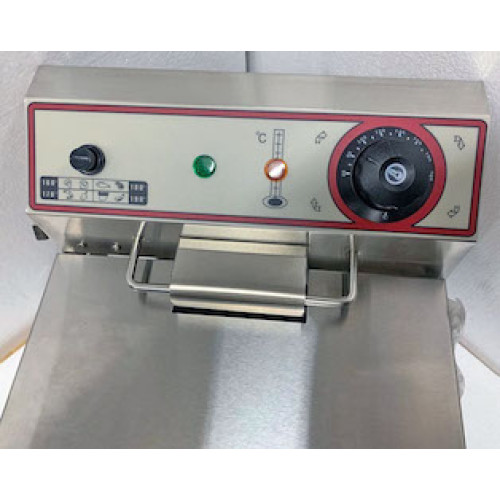 Фритюрниця BECKERS FB 4 LT, 4 л, 2 кВт, 220 В, Італія, 1 кошик 220×130×100 мм, темп. +50–+190 °C, гарантія 12 міс, 195×430×275 мм