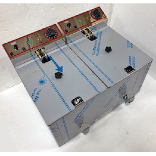 Beckers фритюрниця FR 8+8 LT, електрична, 2 кошики, об'єм 8+8 л, 3+3 кВт, 220 В, 50–190°C, 250×215×105 мм, 530×450×360 мм, Італія, 12міс