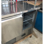 Стіл з холодильильною шафою COOLEQ S901, 257 л, 2 двері, +2…+8°C, R290, 900×700×860 мм, гарантія 12 міс